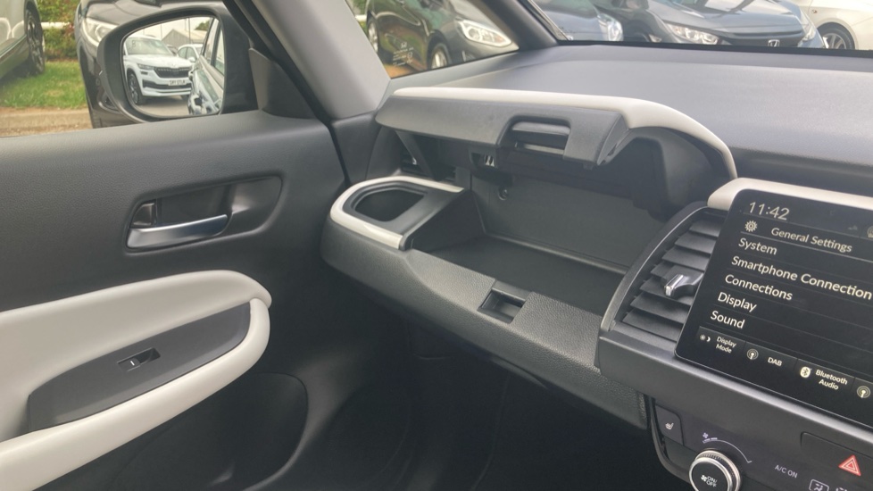 Honda Jazz 1.5 i-MMD Hybrid EX 5dr eCVT Hybrid Hatchback - Image 40