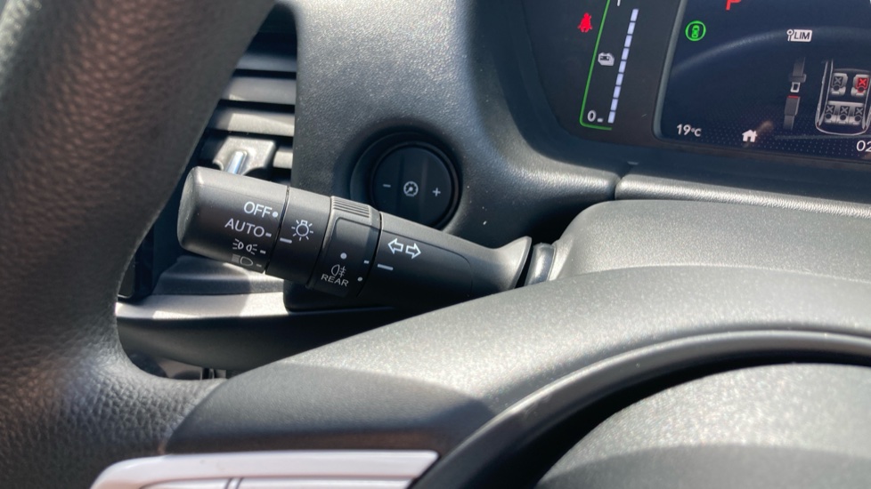 Honda Jazz 1.5 i-MMD Hybrid SR 5dr eCVT Hybrid Hatchback - Image 27