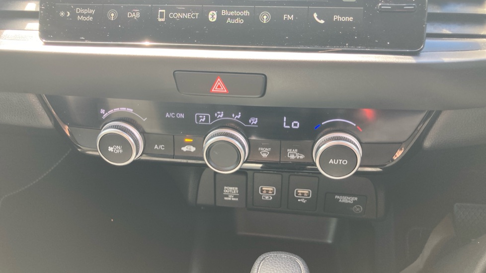 Honda Jazz 1.5 i-MMD Hybrid SR 5dr eCVT Hybrid Hatchback - Image 37