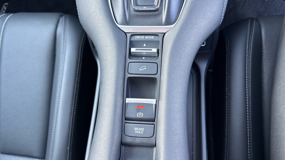Honda Zr-V 2.0 eHEV Advance 5dr CVT Hybrid Estate - Image 34