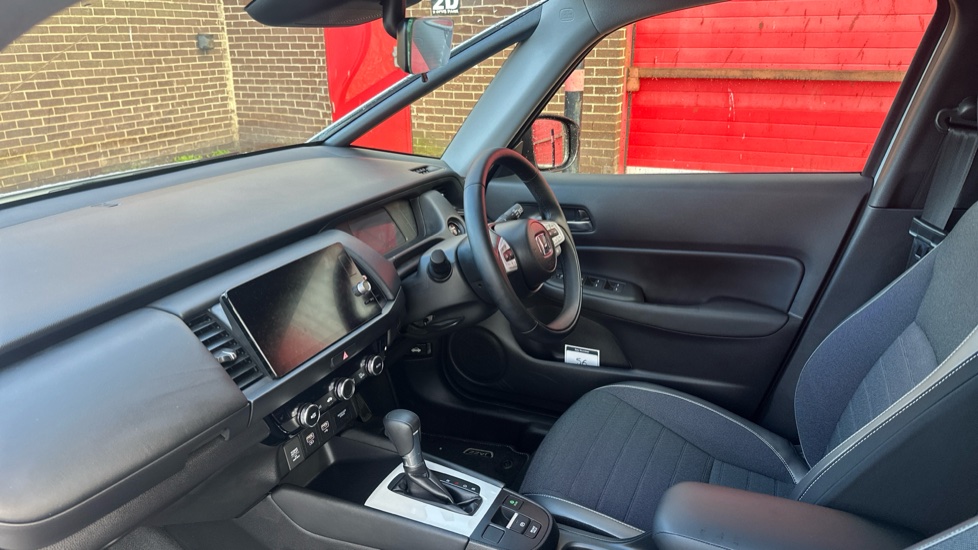 Honda Jazz 1.5 i-MMD Hybrid Crosstar Advance 5dr eCVT Hybrid Hatchback - Image 2