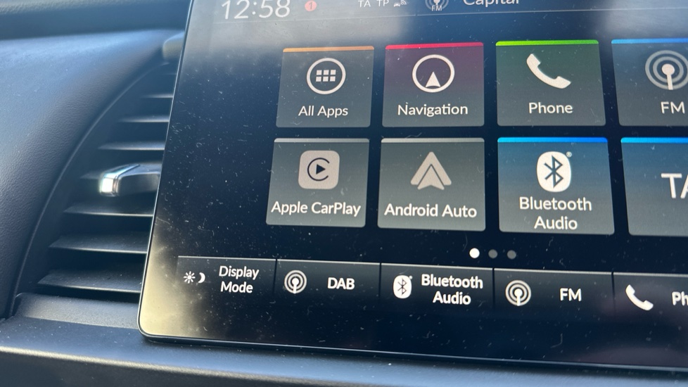 Honda Jazz 1.5 i-MMD Hybrid Crosstar Advance 5dr eCVT Hybrid Hatchback - Image 24