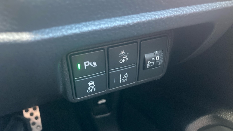 Honda Civic 1.0 VTEC Turbo EX 5dr Petrol Hatchback - Image 14