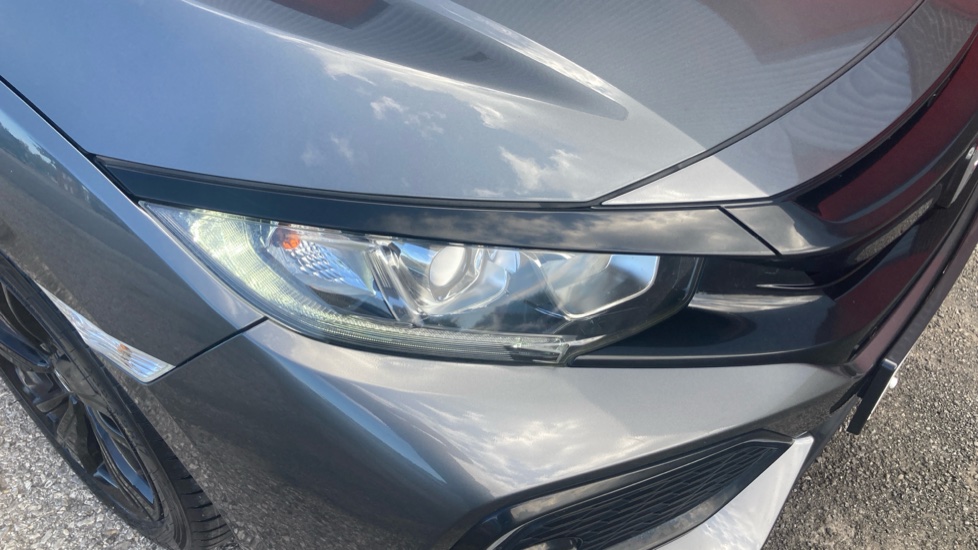 Honda Civic 1.0 VTEC Turbo EX 5dr Petrol Hatchback - Image 31