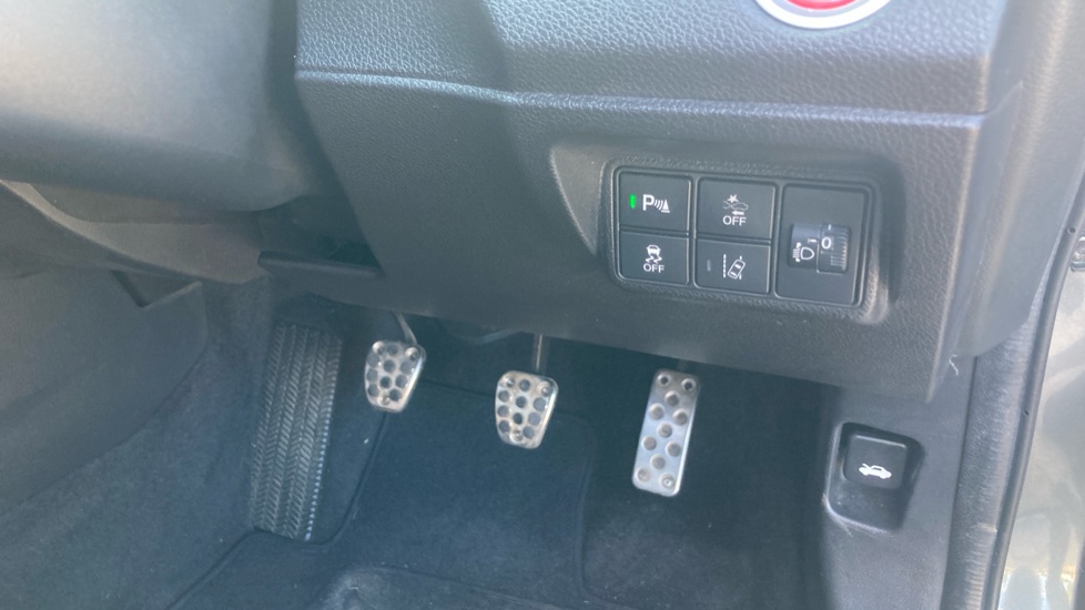 Honda Civic 1.0 VTEC Turbo EX 5dr Petrol Hatchback - Image 38