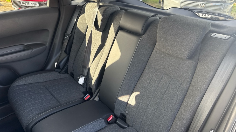 Honda Jazz 1.5 i-MMD Hybrid Advance 5dr eCVT Hybrid Hatchback - Image 8