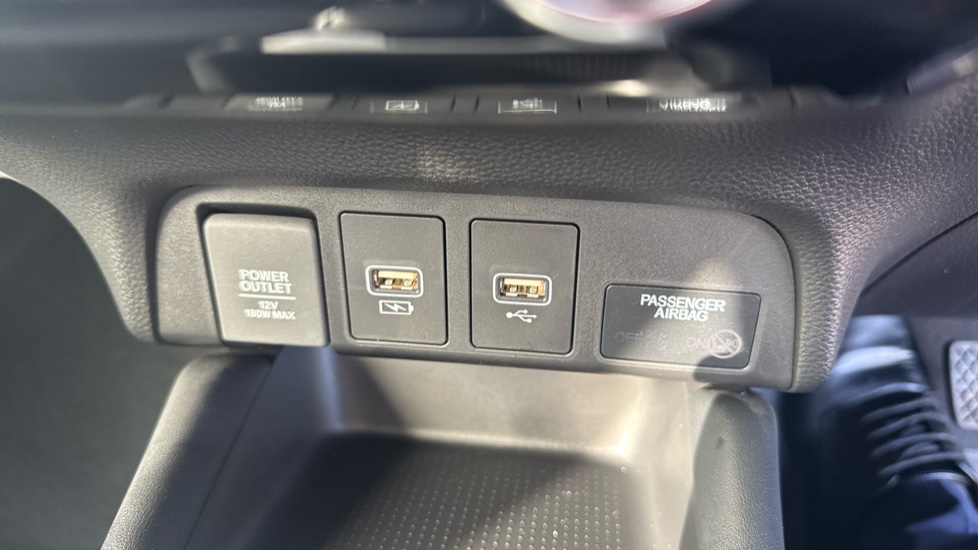 Honda Jazz 1.5 i-MMD Hybrid Advance 5dr eCVT Hybrid Hatchback - Image 23