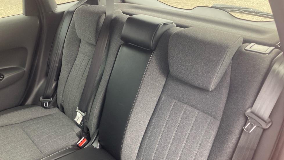 Honda Jazz 1.5 i-MMD Hybrid SR 5dr eCVT Hybrid Hatchback - Image 8