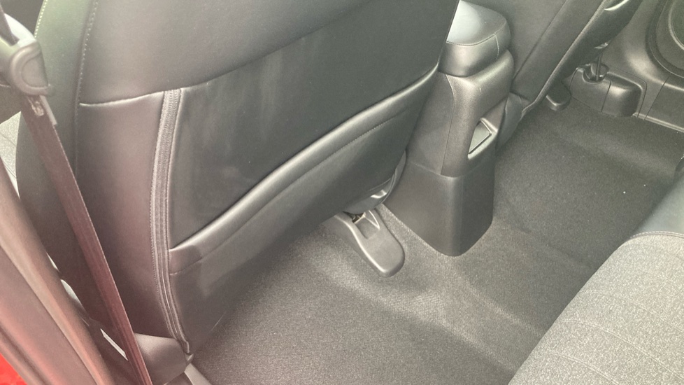 Honda Jazz 1.5 i-MMD Hybrid SR 5dr eCVT Hybrid Hatchback - Image 33