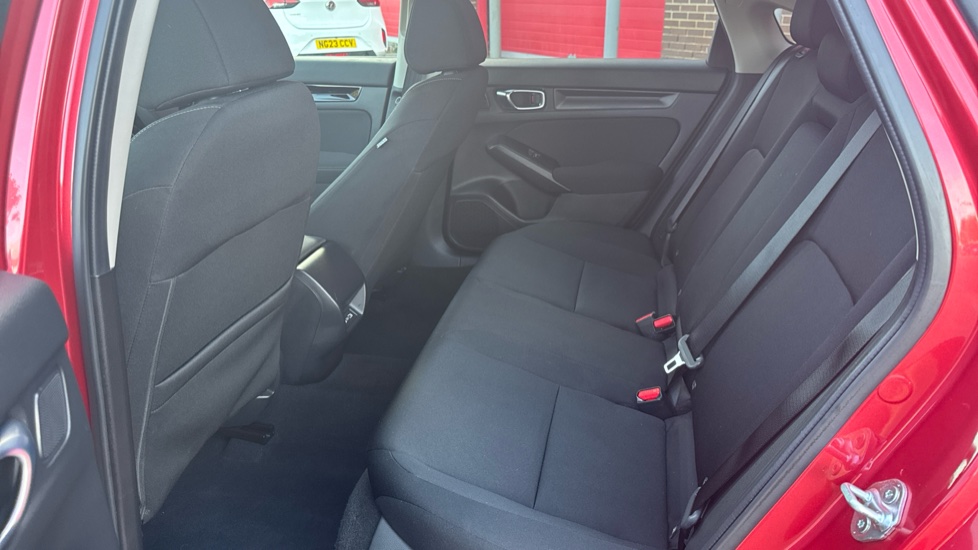 Honda Civic 2.0 eHEV Elegance 5dr CVT Hybrid Hatchback - Image 8