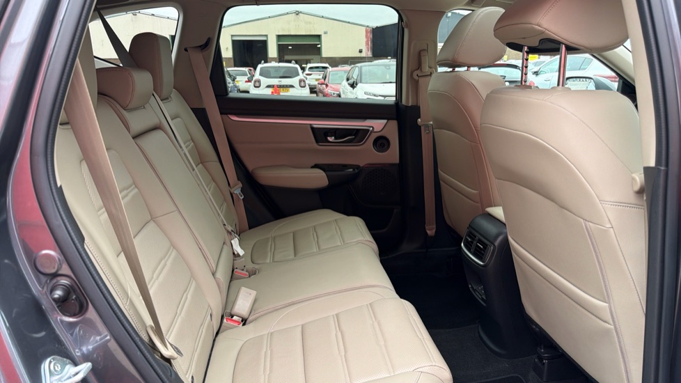 Honda CR-V 2.0 i-MMD Hybrid EX 5dr eCVT Hybrid Estate - Image 14
