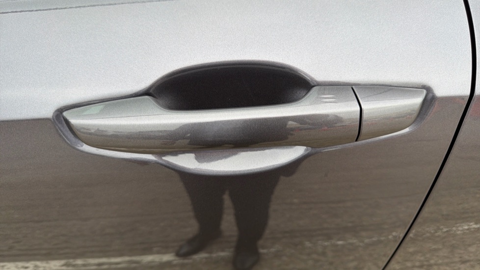 Honda CR-V 2.0 i-MMD Hybrid EX 5dr eCVT Hybrid Estate - Image 43
