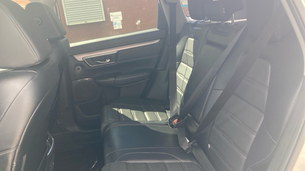 Honda CR-V 2.0 i-MMD Hybrid SR  2WD 5dr eCVT Hybrid Estate - Image 8