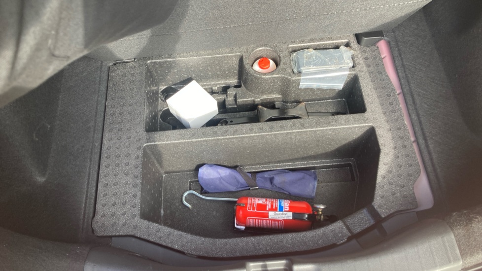 Honda Jazz 1.3 i-VTEC SE 5dr Petrol Hatchback - Image 15