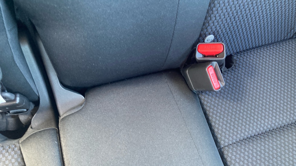 Honda Jazz 1.3 i-VTEC SE 5dr Petrol Hatchback - Image 17
