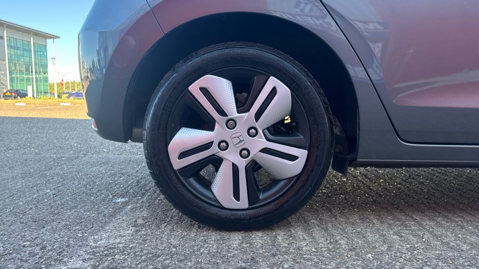 Honda Jazz 1.5 i-MMD Hybrid EX 5dr eCVT Hybrid Hatchback - Image 9