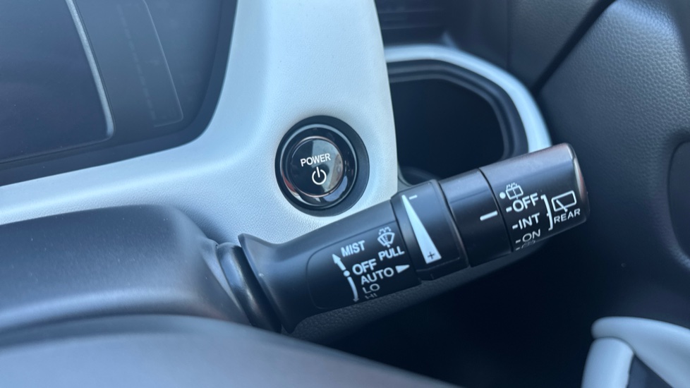 Honda Jazz 1.5 i-MMD Hybrid EX 5dr eCVT Hybrid Hatchback - Image 23