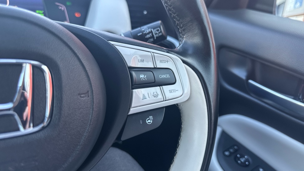 Honda Jazz 1.5 i-MMD Hybrid EX 5dr eCVT Hybrid Hatchback - Image 26
