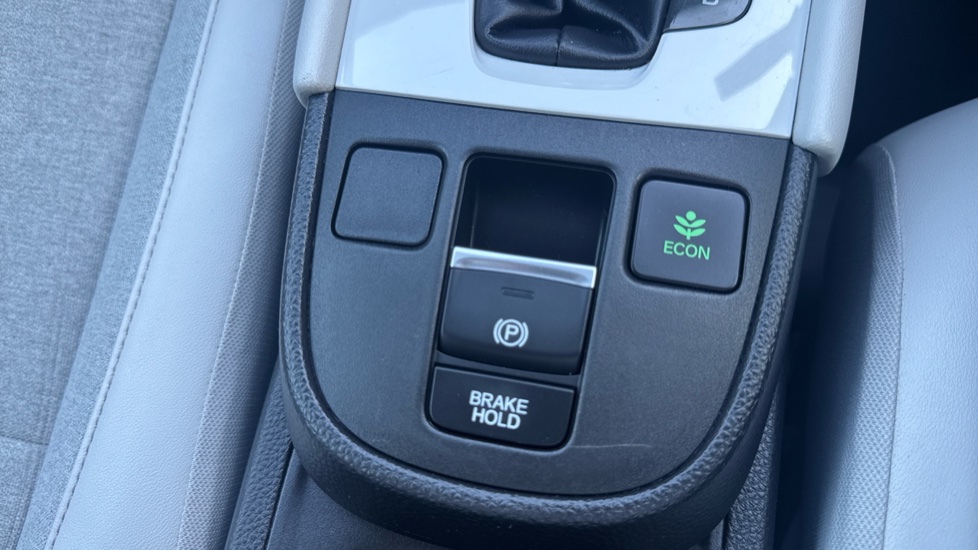 Honda Jazz 1.5 i-MMD Hybrid EX 5dr eCVT Hybrid Hatchback - Image 33