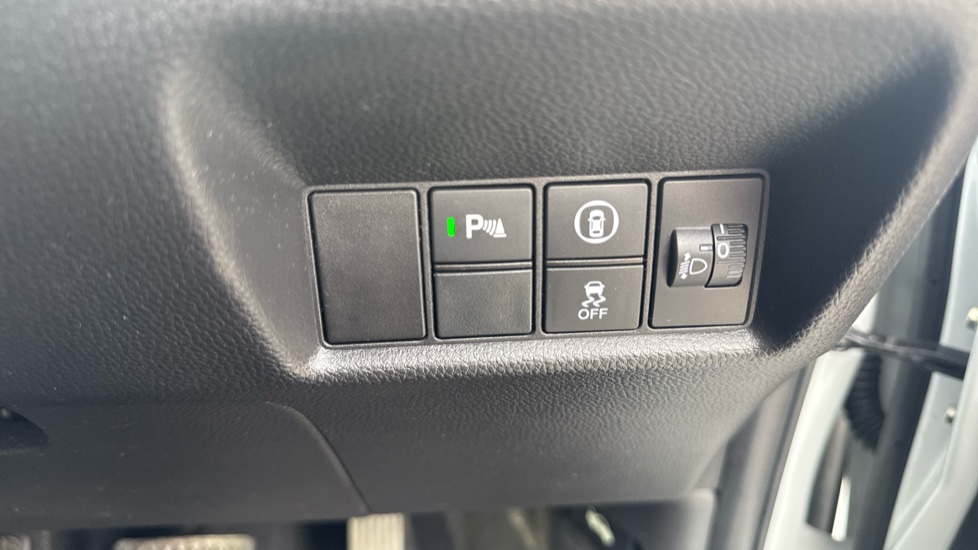 Honda Jazz 1.5 i-MMD Hybrid EX 5dr eCVT Hybrid Hatchback - Image 18