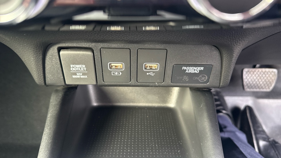 Honda Jazz 1.5 i-MMD Hybrid EX 5dr eCVT Hybrid Hatchback - Image 24