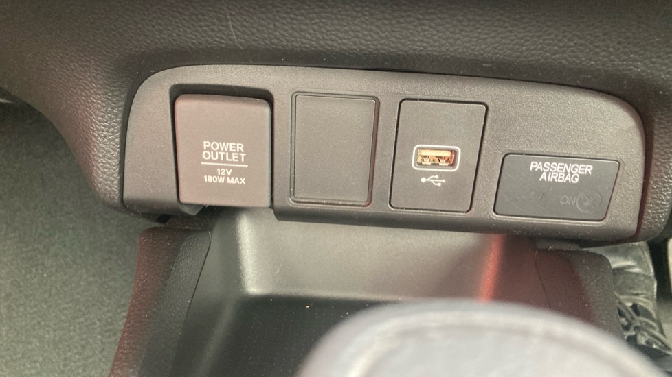 Honda Jazz 1.5 i-MMD Hybrid SE 5dr eCVT Hybrid Hatchback - Image 19