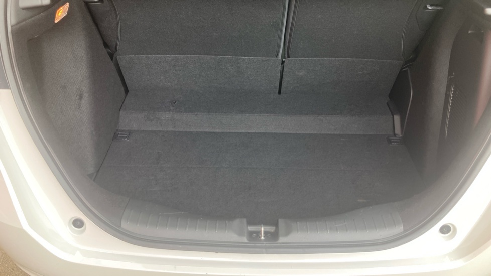 Honda Jazz 1.5 i-MMD Hybrid SE 5dr eCVT Hybrid Hatchback - Image 34