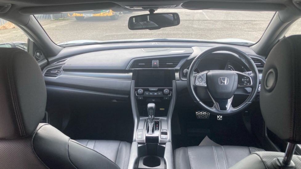 Honda Civic 1.5 VTEC Turbo Prestige 5dr CVT Petrol Hatchback - Image 4