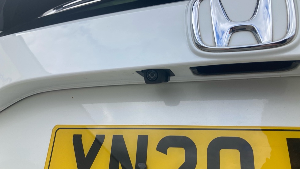 Honda Civic 1.5 VTEC Turbo Prestige 5dr CVT Petrol Hatchback - Image 19