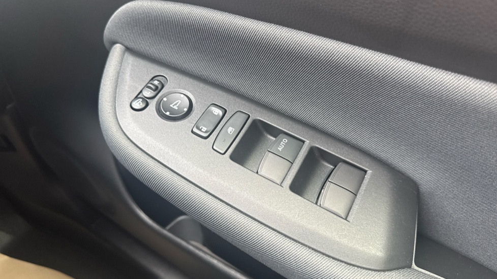Honda Jazz 1.5 i-MMD Hybrid Elegance 5dr eCVT Hybrid Hatchback - Image 26