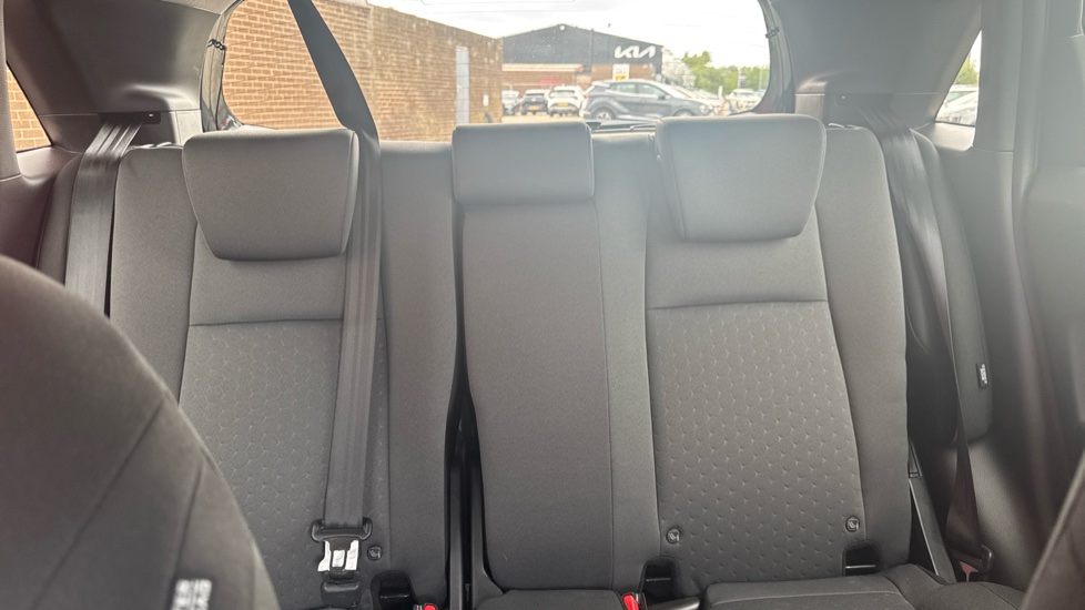 Honda Jazz 1.5 i-MMD Hybrid Elegance 5dr eCVT Hybrid Hatchback - Image 38