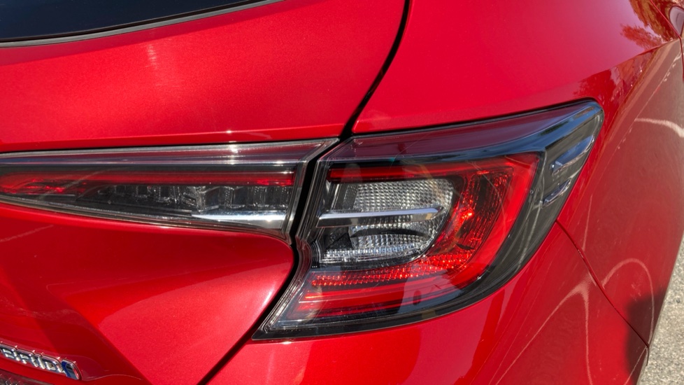 Toyota Corolla 1.8 VVT-i Hybrid Design 5dr CVT Hybrid Hatchback - Image 21