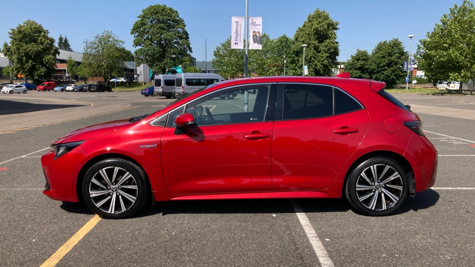 Toyota Corolla 1.8 VVT-i Hybrid Design 5dr CVT Hybrid Hatchback - Image 24