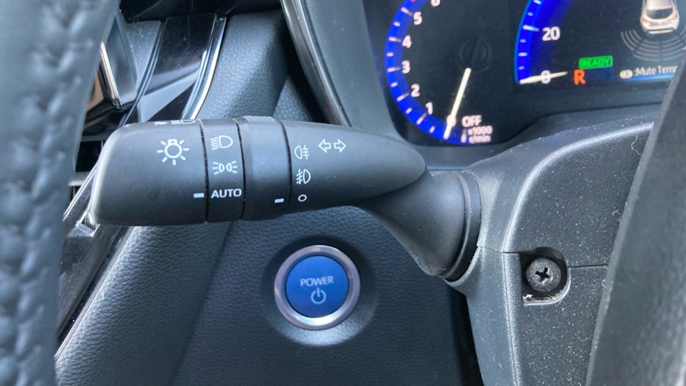Toyota Corolla 1.8 VVT-i Hybrid Design 5dr CVT Hybrid Hatchback - Image 32