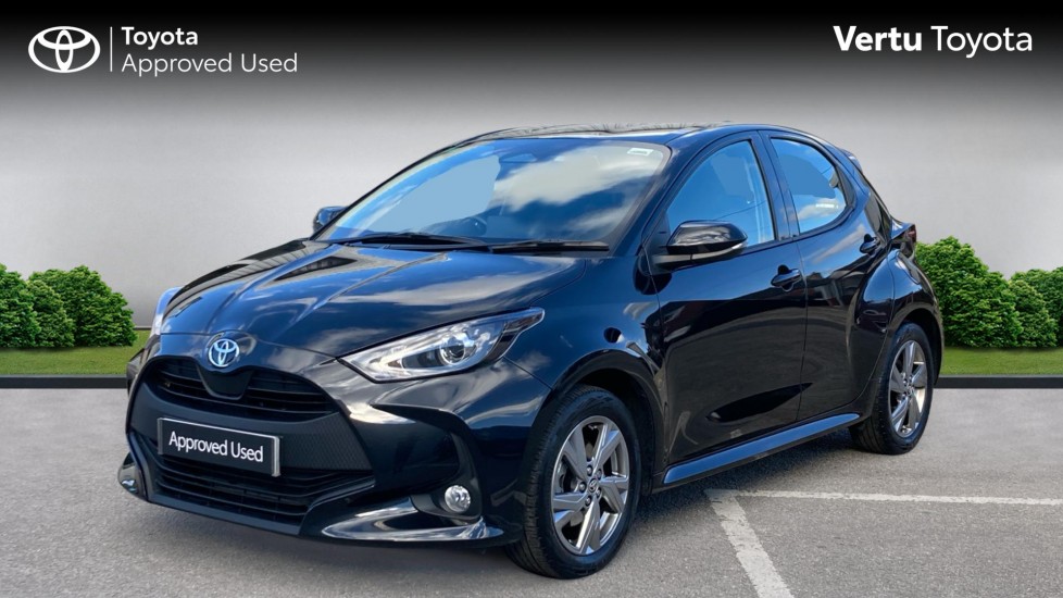 Toyota Yaris 1.5 Hybrid Icon 5dr CVT Hybrid Hatchback - Image 3