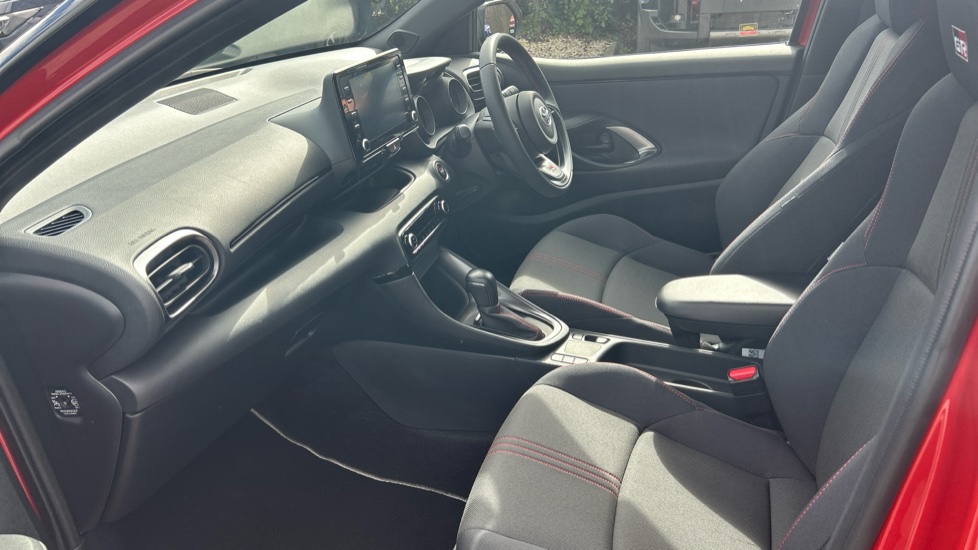Toyota Yaris 1.5 Hybrid GR Sport 5dr CVT Hybrid Hatchback - Image 5