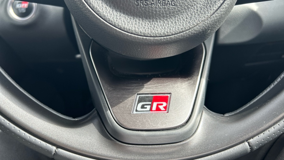 Toyota Yaris 1.5 Hybrid GR Sport 5dr CVT Hybrid Hatchback - Image 32