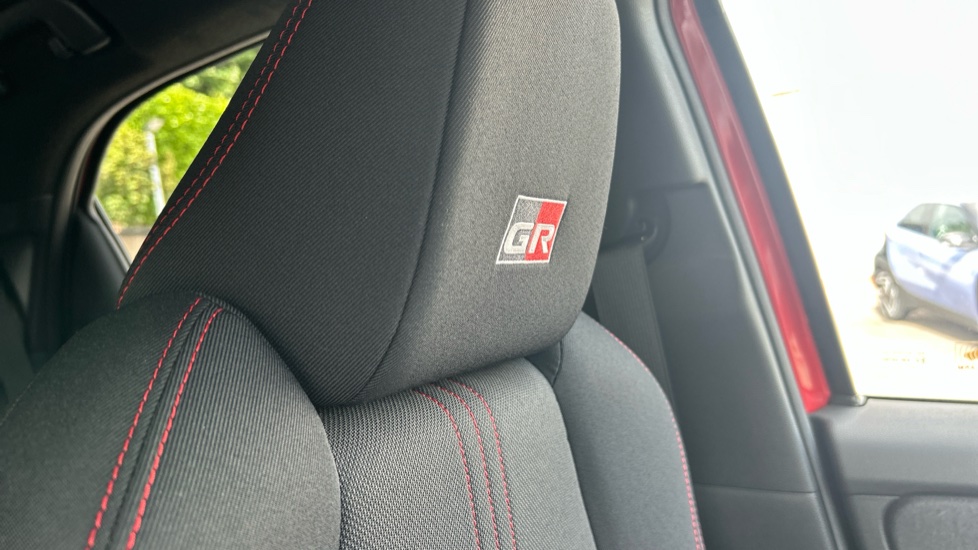 Toyota Yaris 1.5 Hybrid GR Sport 5dr CVT Hybrid Hatchback - Image 45