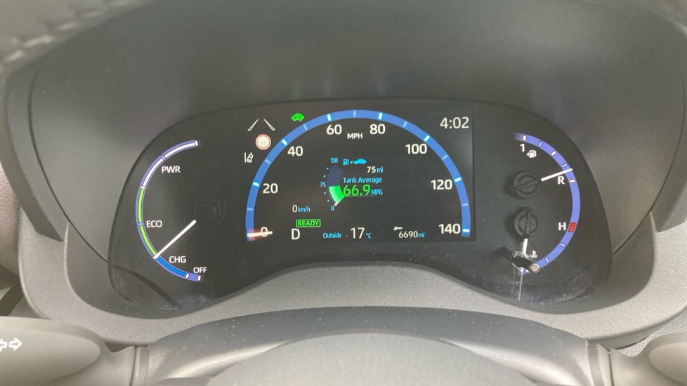 Toyota Yaris Cross 1.5 Hybrid Excel 5dr CVT Hybrid Estate - Image 11
