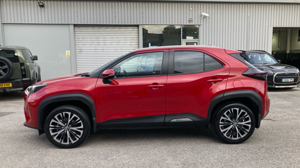 Toyota Yaris Cross 1.5 Hybrid Excel 5dr CVT Hybrid Estate - Image 24