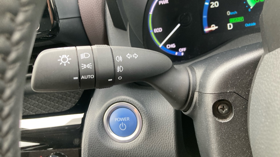Toyota Yaris Cross 1.5 Hybrid Excel 5dr CVT Hybrid Estate - Image 31