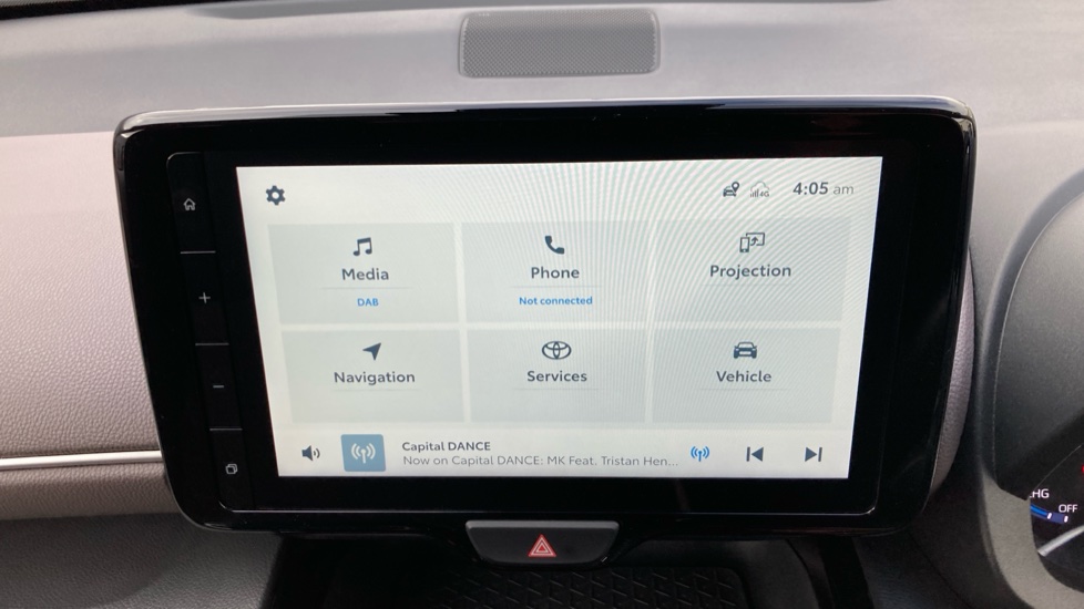 Toyota Yaris Cross 1.5 Hybrid Excel 5dr CVT Hybrid Estate - Image 46