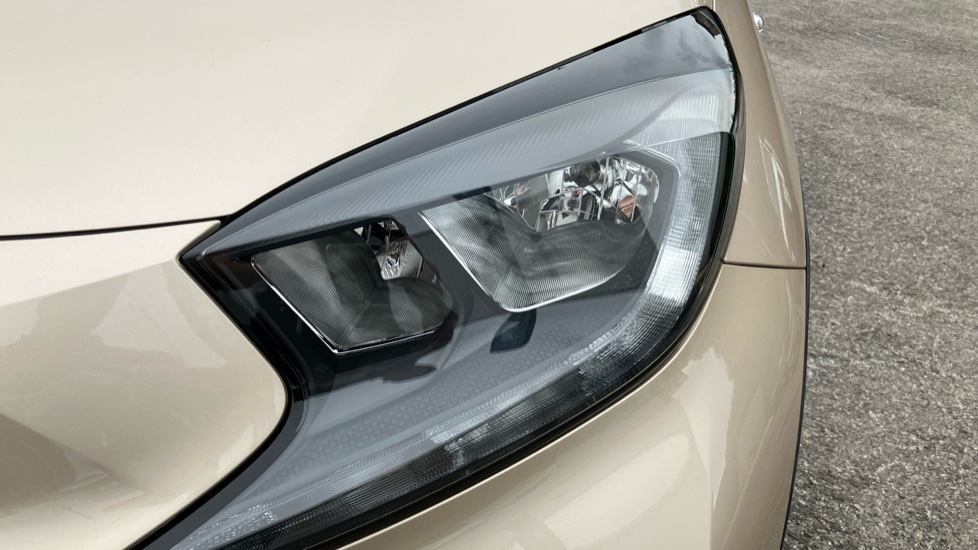 Toyota Aygo X 1.0 VVT-i Edge 5dr Petrol Hatchback - Image 20