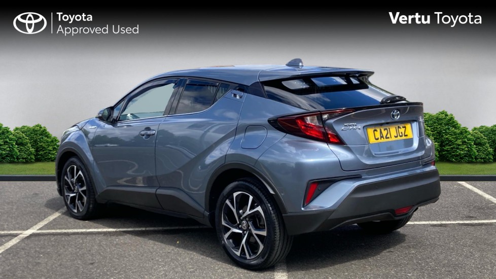 Toyota C-HR 1.8 Hybrid Design 5dr CVT Hybrid Hatchback - Image 4