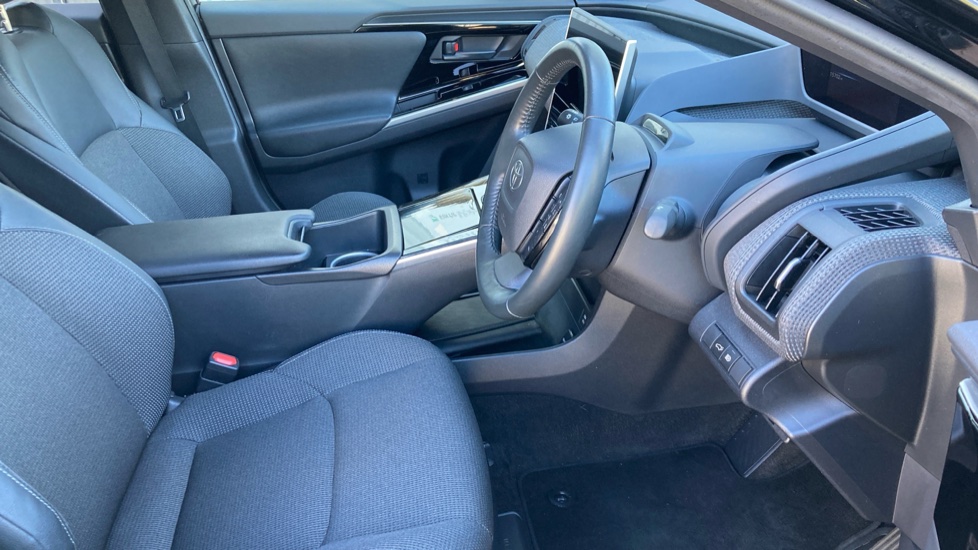 Toyota bZ4X 150kW Motion 71.4kWh 5dr Auto [11kW] Electric Hatchback - Image 12