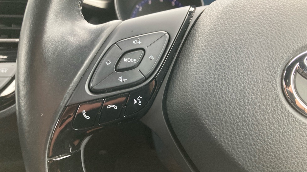 Toyota C-HR 1.2T Excel 5dr CVT AWD [Leather] Petrol Hatchback - Image 35
