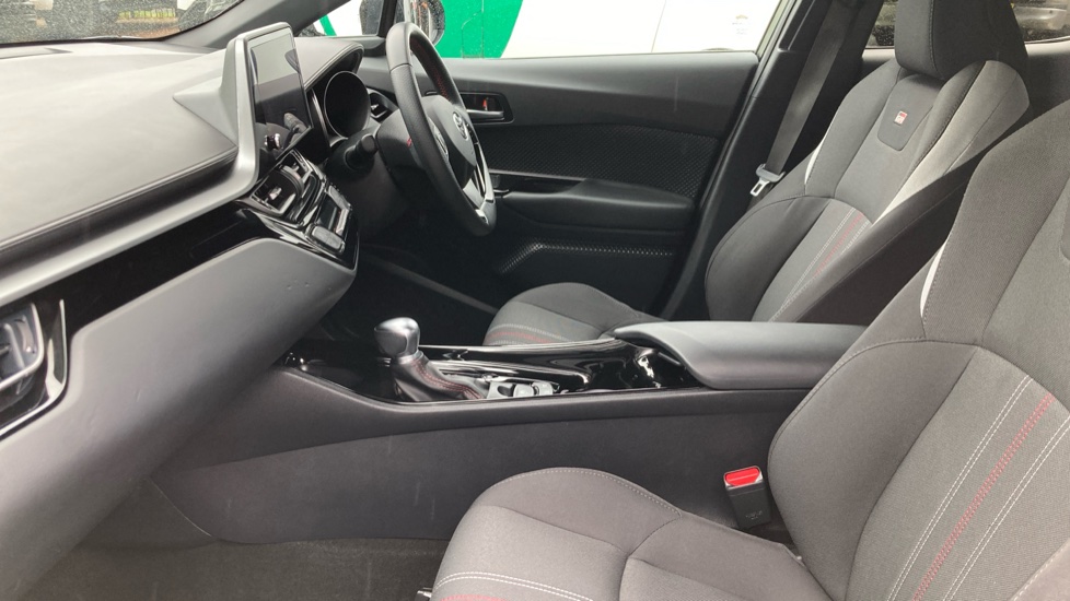 Toyota C-HR 1.8 Hybrid GR Sport 5dr CVT Hybrid Hatchback - Image 5