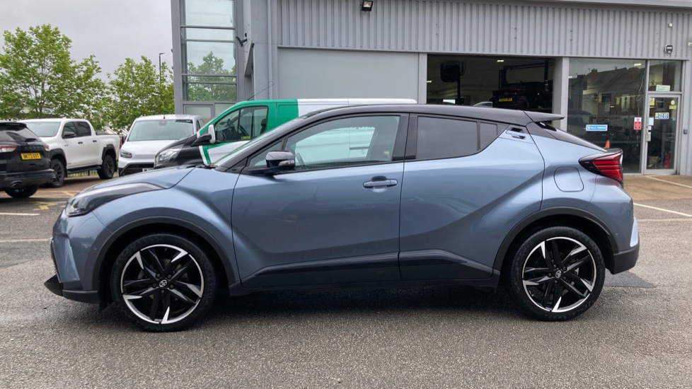 Toyota C-HR 1.8 Hybrid GR Sport 5dr CVT Hybrid Hatchback - Image 24