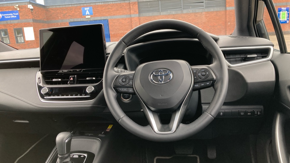 Toyota Corolla 1.8 Hybrid Design 5dr CVT Hybrid Hatchback - Image 7