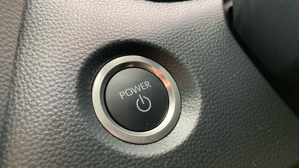 Toyota Corolla 1.8 Hybrid Design 5dr CVT Hybrid Hatchback - Image 16